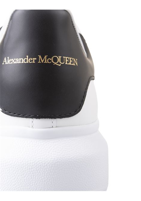 White And Black Oversized Sneakers ALEXANDER MCQUEEN | 553680-WHGP59061