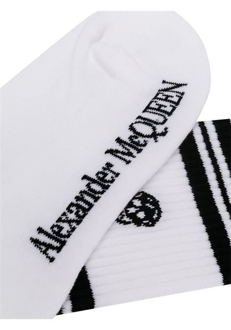 Black and White Socks With Skull and Stripes ALEXANDER MCQUEEN | 645423-3D17Q9060