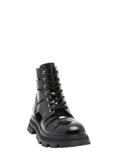 Black Wander Ankle Boots With Laces ALEXANDER MCQUEEN | 755644-WIDU01000