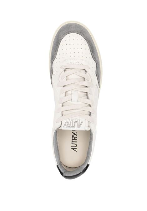 Medalist Low Sneakers In Grey Suede and White Leather AUTRY | AULMGS23