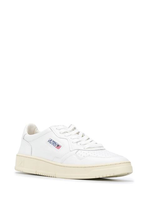 Medalist Low Sneakers In White Leather AUTRY | AULMLL15