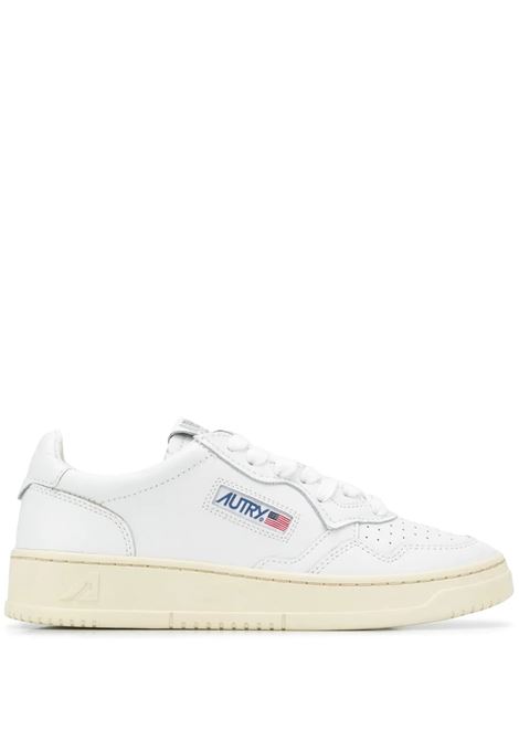 Medalist Low Sneakers In White Leather AUTRY | AULWLL15