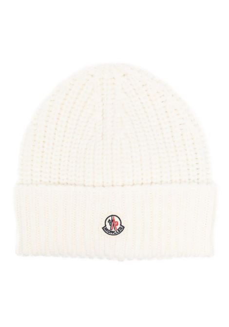 White Wool Beanie With Logo Patch MONCLER | 3B000-48 M1131030