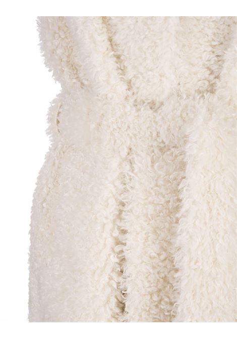 Perform Long Sleeveless Jacket In White Faux Fur PAROSH | PERFORM-D410552084