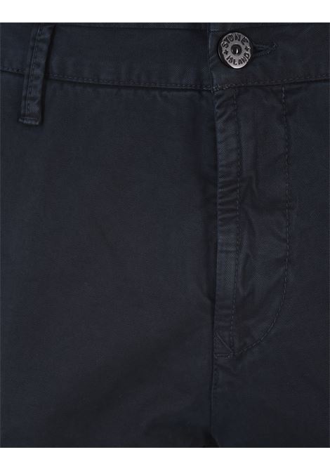 Navy Blue Cargo Trousers in Broken Twill Stretch Cotton  STONE ISLAND | 7915303L1A0120