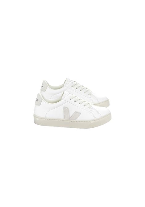 Campo ChromeFree Leather Sneakers In White/Natural VEJA KIDS | RS0503403CWHITE/NATURAL