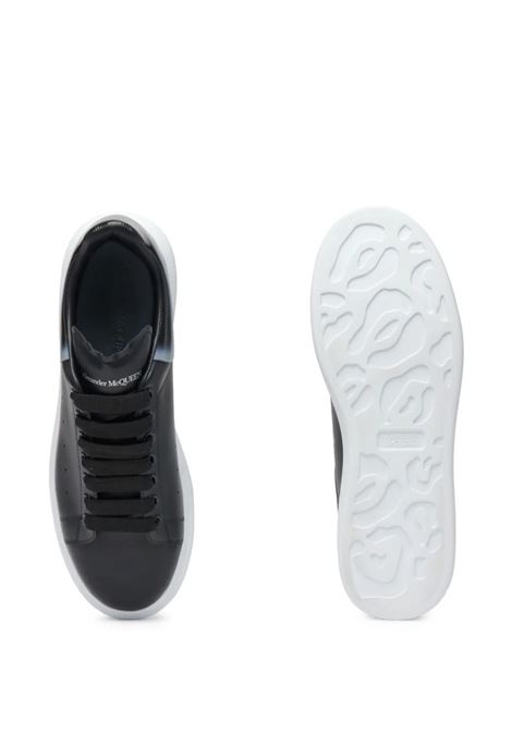 Oversized Sneakers In Black And Silver ALEXANDER MCQUEEN | 777367-WIE9G1081