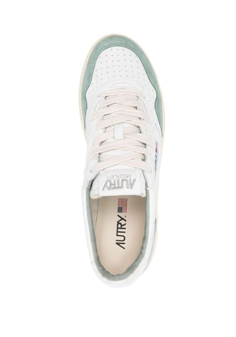 Medalist Low Sneakers In Green Suede and White Leather AUTRY | AULMGS29