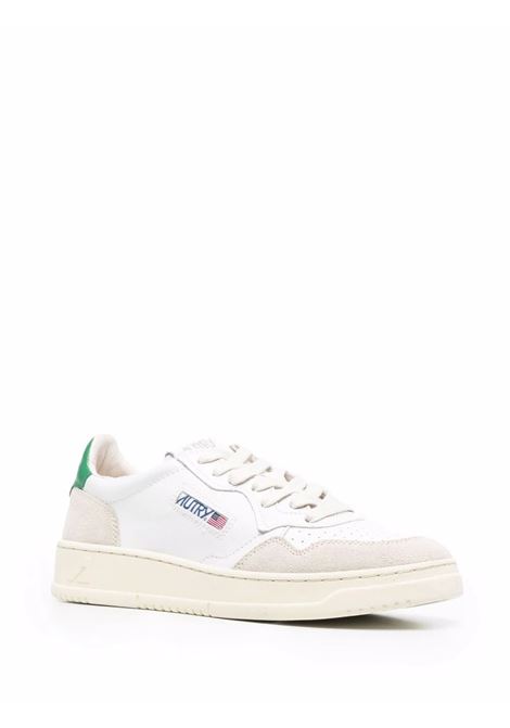 Medalist Low Sneakers In White and Green Suede and Leather AUTRY | AULMLS23