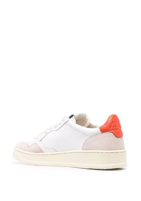 Medalist Low Sneakers In White and Orange Suede and Leather AUTRY | AULMLS45