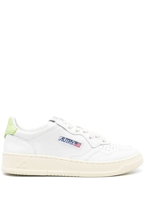 Medalist Low Sneakers In White And Green Leather AUTRY | AULWLL60