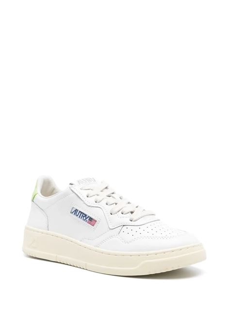Medalist Low Sneakers In White And Green Leather AUTRY | AULWLL60