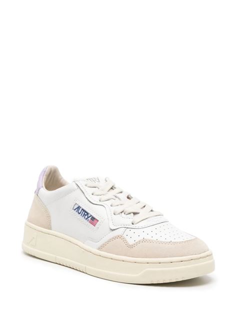 Medalist Low Sneakers In White and Lilac Suede and Leather AUTRY | AULWLS68