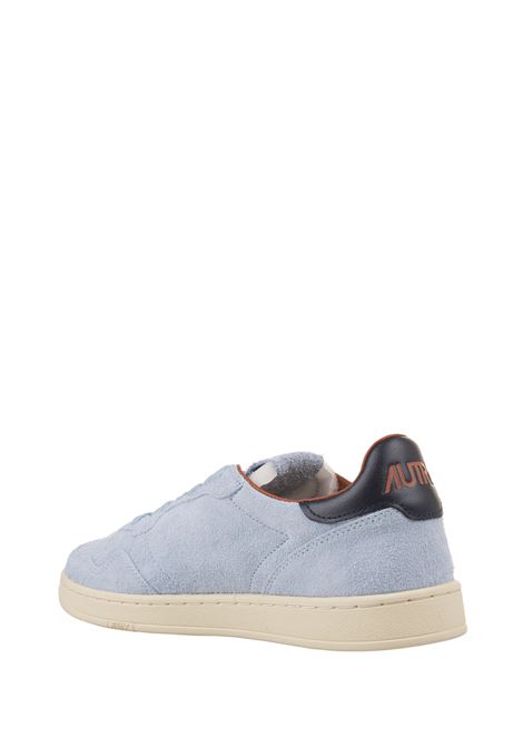 Medalist Flat Sneakers In Light Blue and Dark Blue Suede AUTRY | FLLMUL08